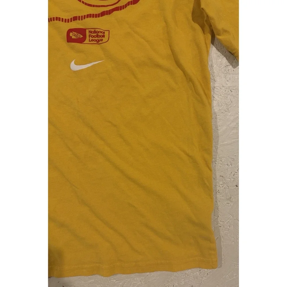Nike Kansas‎ City Chiefs Short Sleeve Shirt Youth Boys Large Yellow NFL Football